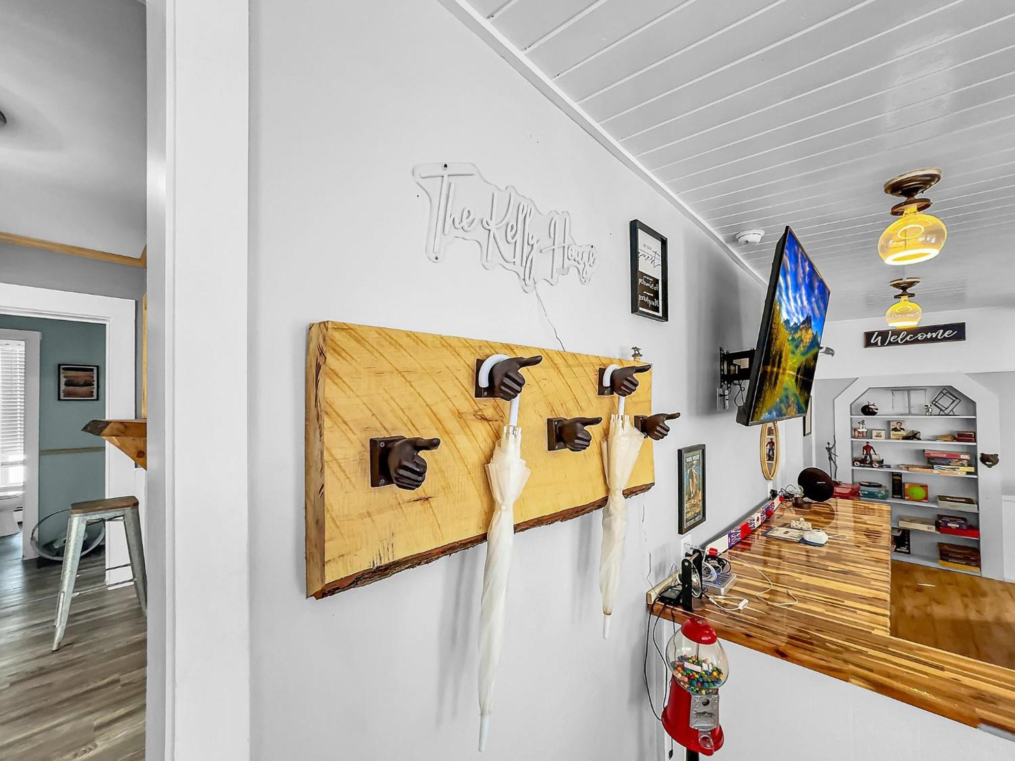The Kelly House - 4 Bedroom Historic Lodge - Downtown Ellicottville Ngoại thất bức ảnh